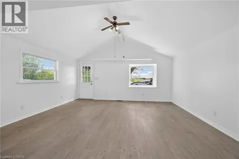 584 Waterloo Street Hamilton ON L8H 6V5