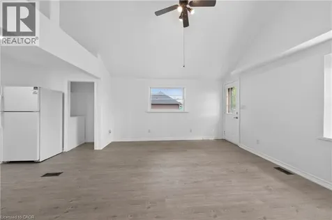 584 Waterloo Street Hamilton ON L8H 6V5