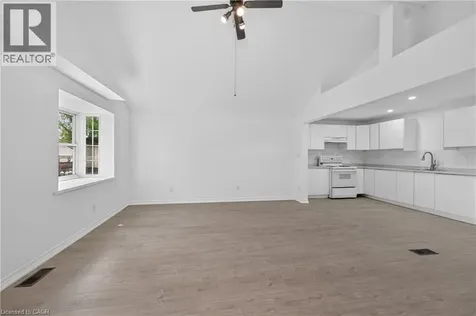 584 Waterloo Street Hamilton ON L8H 6V5