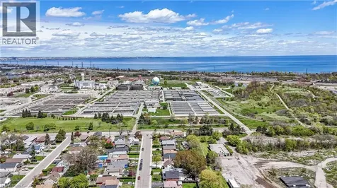 584 Waterloo Street Hamilton ON L8H 6V5