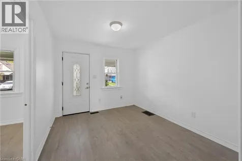 584 Waterloo Street Hamilton ON L8H 6V5