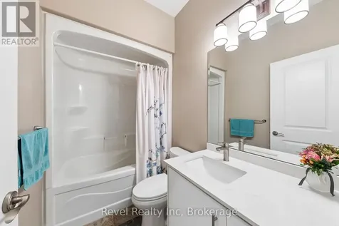 54 Vincent Circle Tiny ON L0L 2T0