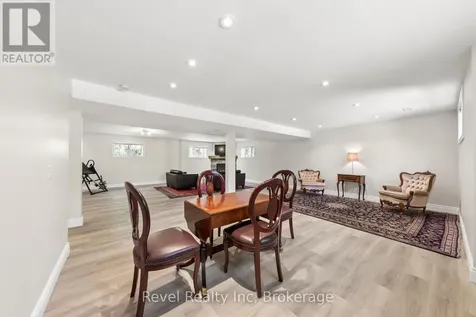 54 Vincent Circle Tiny ON L0L 2T0