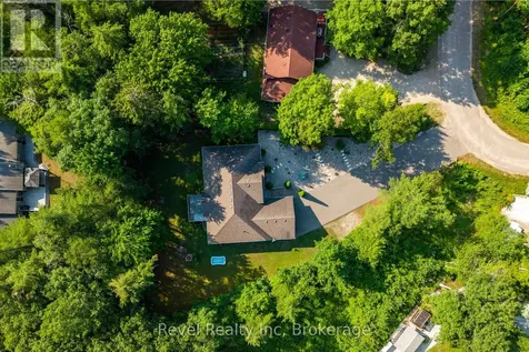 54 Vincent Circle Tiny ON L0L 2T0