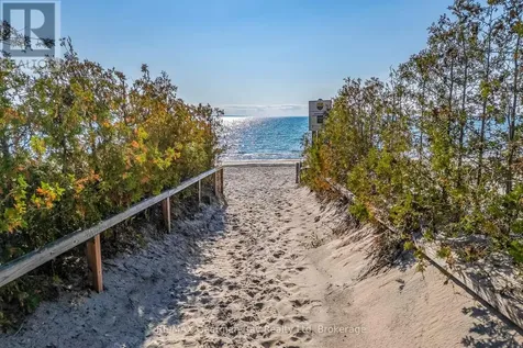 68 Tiny Beaches Road South Tiny ON L0L 2J0