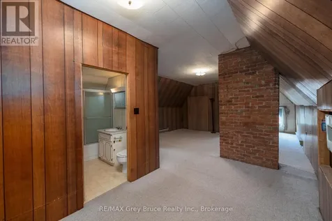 1178 4th Avenue West Owen Sound ON N4K 4W5