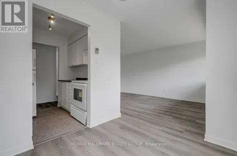 2041 Arrowsmith Drive Ottawa ON K1J 7V7
