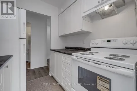 2041 Arrowsmith Drive Ottawa ON K1J 7V7
