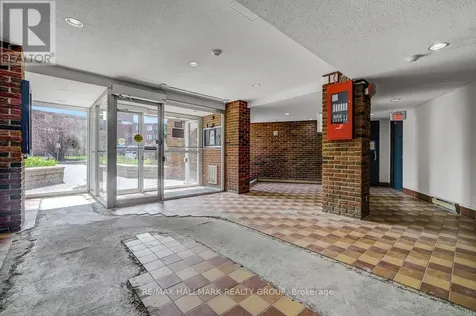 2041 Arrowsmith Drive Ottawa ON K1J 7V7