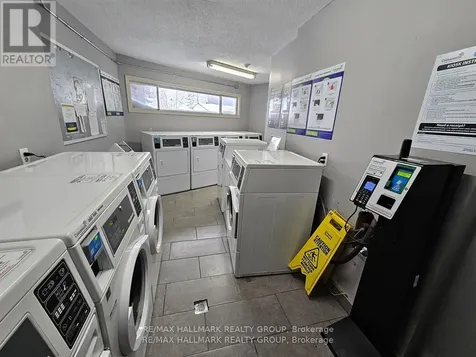 2041 Arrowsmith Drive Ottawa ON K1J 7V7