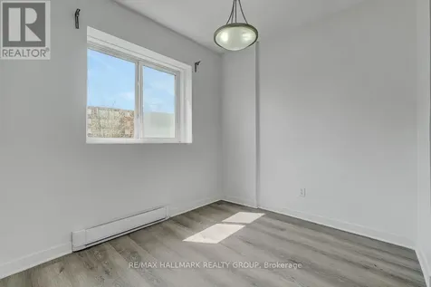 2041 Arrowsmith Drive Ottawa ON K1J 7V7