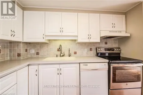 405 Erb Street West Waterloo ON N2L 1W7