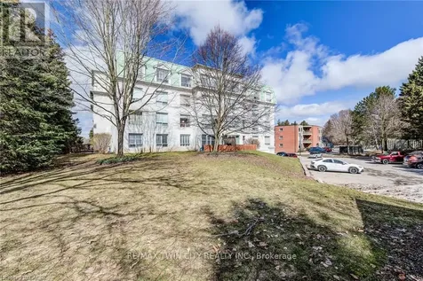 405 Erb Street West Waterloo ON N2L 1W7