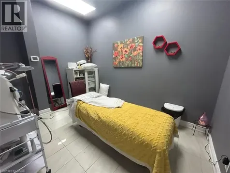 370 Eastbridge Boulevard Waterloo ON N2K 4P1