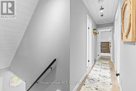 453 8th A Avenue East Owen Sound ON N4K 6S8