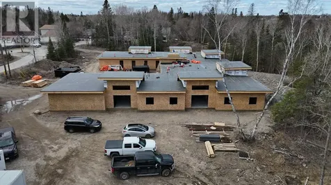 #5 1308 Fourth Street S Kenora ON P9N 4G9