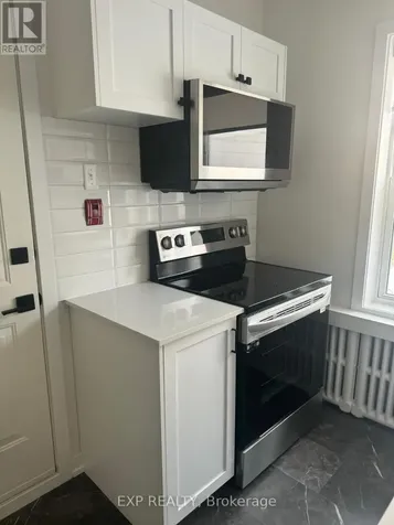 118 Rochester Street Ottawa ON K1R 7M1