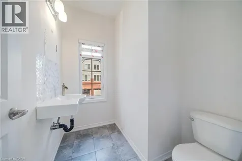 2566 Mojave Path Oshawa ON L1L 0P9