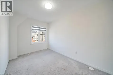 2566 Mojave Path Oshawa ON L1L 0P9