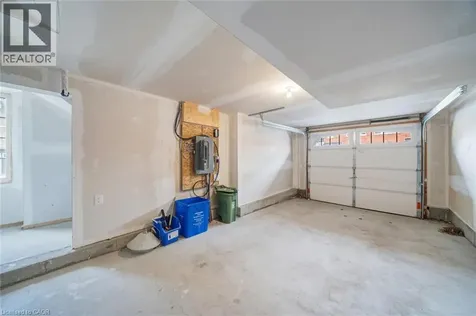 2566 Mojave Path Oshawa ON L1L 0P9