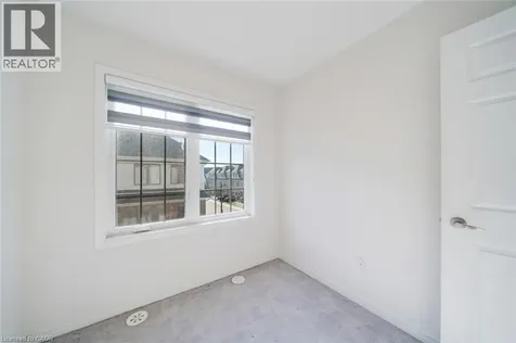 2566 Mojave Path Oshawa ON L1L 0P9
