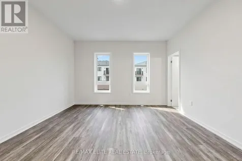 1422 19th Avenue Richmond Hill ON L4E 3R9