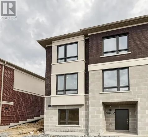 1422 19th Avenue Richmond Hill ON L4E 3R9