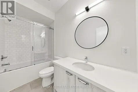 1422 19th Avenue Richmond Hill ON L4E 3R9