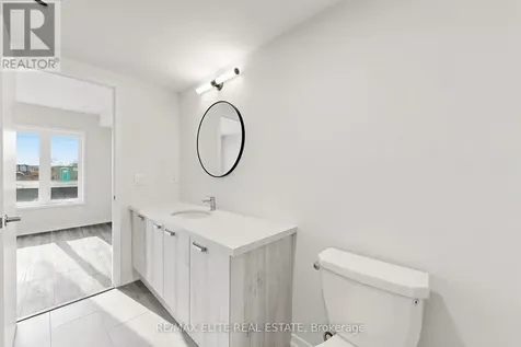 1422 19th Avenue Richmond Hill ON L4E 3R9