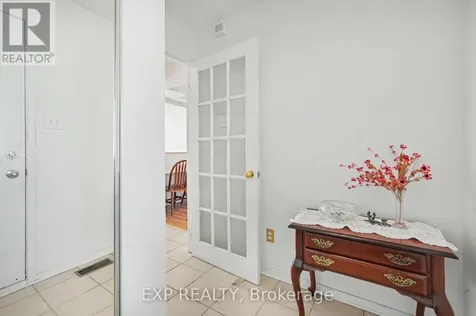 61 Monterey Drive Ottawa ON K2H 7A9