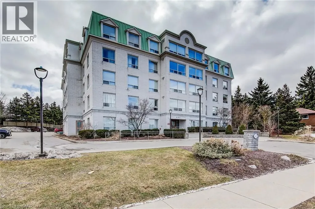 405 Erb Street West Waterloo ON N2L 1W7