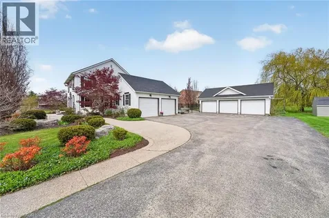 20 Haldimand Trail Dunnville ON N1A 1W9