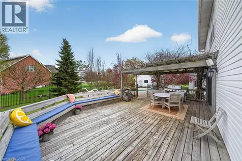 20 Haldimand Trail Dunnville ON N1A 1W9