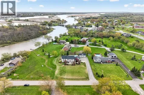 20 Haldimand Trail Dunnville ON N1A 1W9
