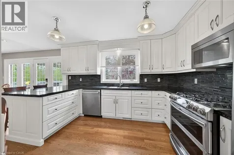 20 Haldimand Trail Dunnville ON N1A 1W9