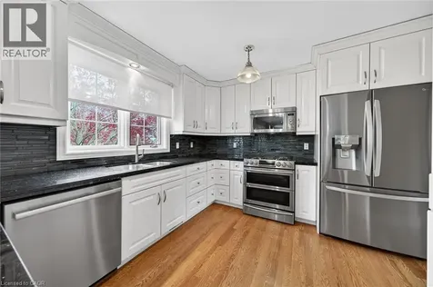20 Haldimand Trail Dunnville ON N1A 1W9