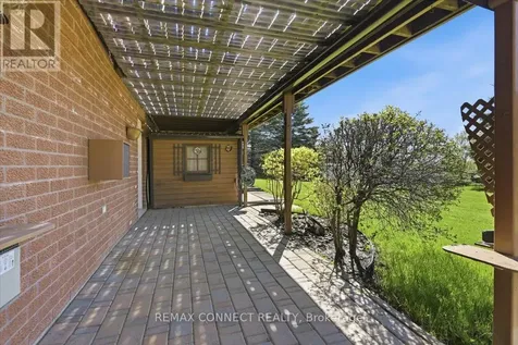 4 Sunrise Court Cobourg ON K9A 4J7
