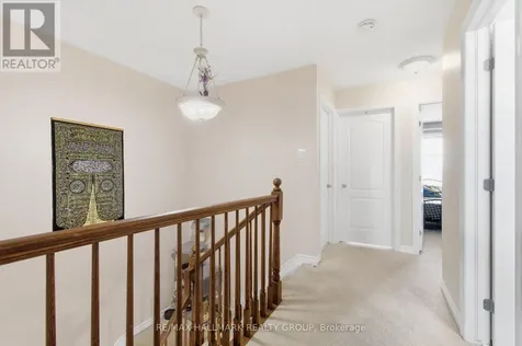 728 Cedar Creek Drive Ottawa ON K1T 0A9