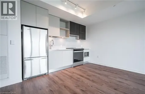 395 Dundas Street West Oakville ON L6M 5R8