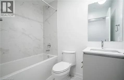 395 Dundas Street West Oakville ON L6M 5R8
