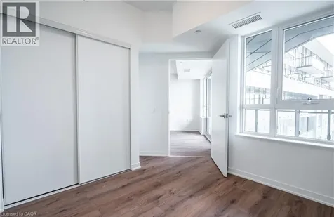395 Dundas Street West Oakville ON L6M 5R8