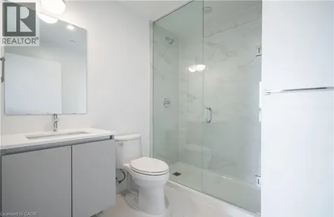 395 Dundas Street West Oakville ON L6M 5R8