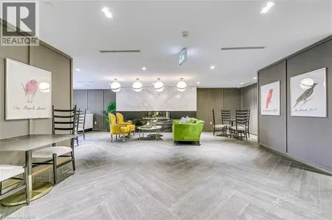 395 Dundas Street West Oakville ON L6M 5R8