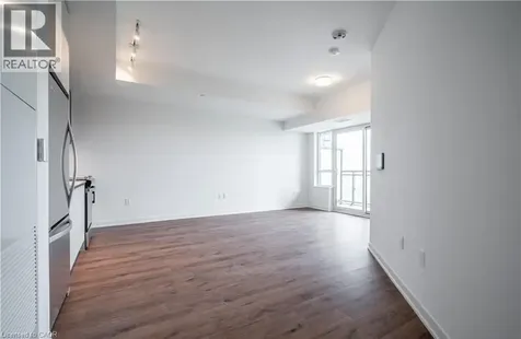 395 Dundas Street West Oakville ON L6M 5R8