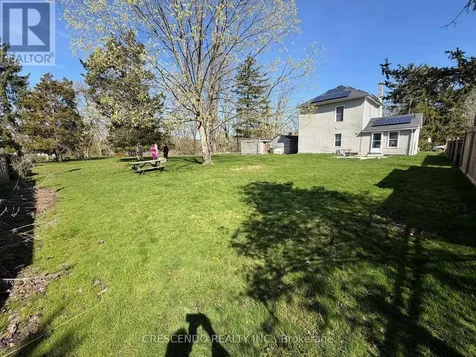 137 Locust Street St. Thomas ON N5R 2C6