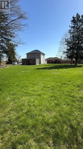 137 Locust Street St. Thomas ON N5R 2C6