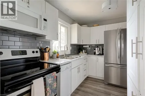 105 Maple Avenue Stratford ON N5A 7G8