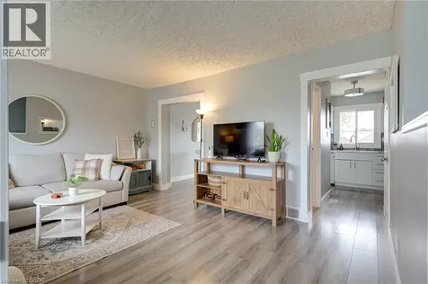 105 Maple Avenue Stratford ON N5A 7G8