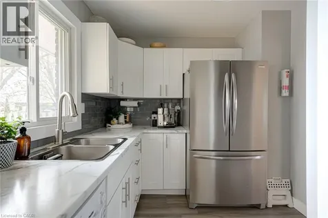 105 Maple Avenue Stratford ON N5A 7G8