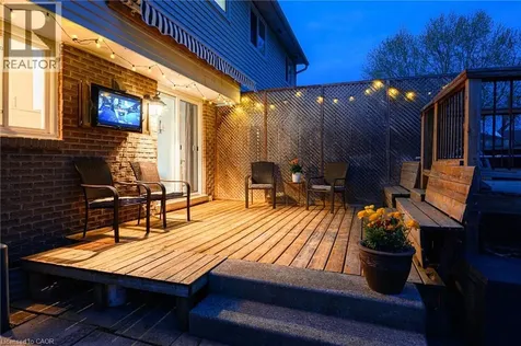 105 Maple Avenue Stratford ON N5A 7G8